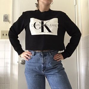 Calvin Klein Cropped Crewneck Sweatshirt